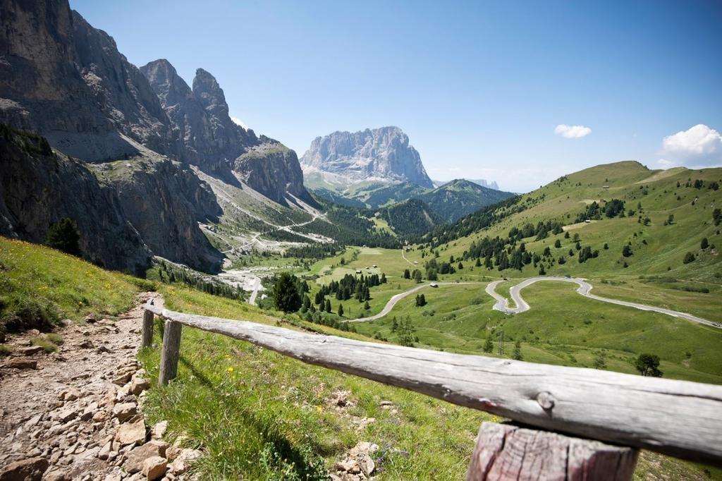 Отель Garni Mezdi Santa Cristina Val Gardena Экстерьер фото